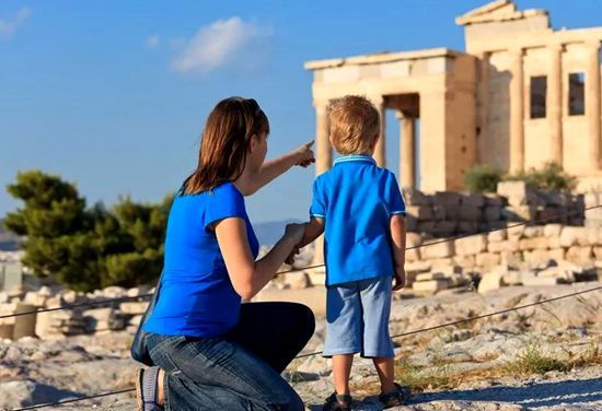 新冠疫情重创希腊旅游业。