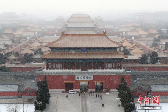 1月19日，雪中的故宫博物院。当日，北京城区迎来2021年首场降雪。